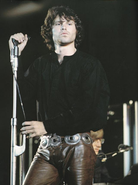  Jim Morrison, morto a 27 anni