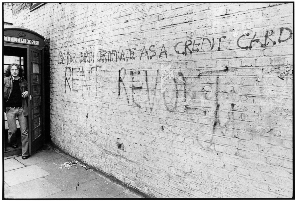 The Writing on The Wall, il libro di Roger Perry che documenta la nascita della Street Art a Londra