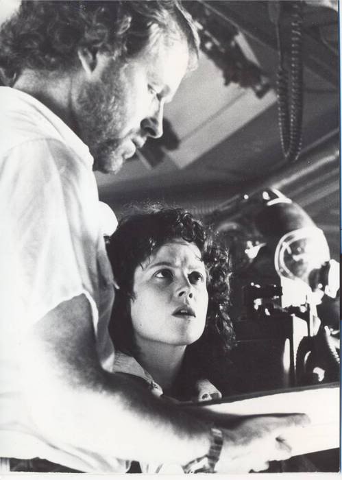 032_alien_ridley scott_sigourney weaver