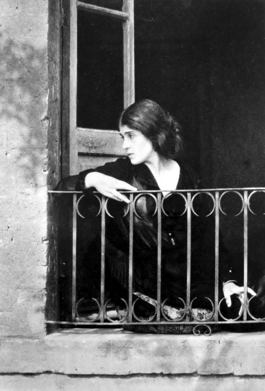 Edward Weston, ritratto di Tina Modotti.